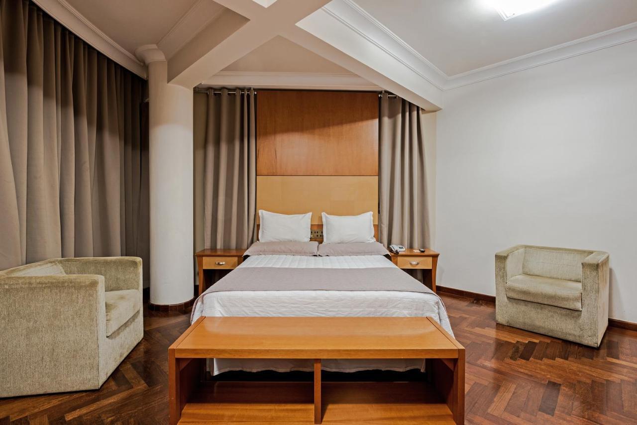Hotel Astron Ponta Grossa Plaza By Nobile Exterior foto