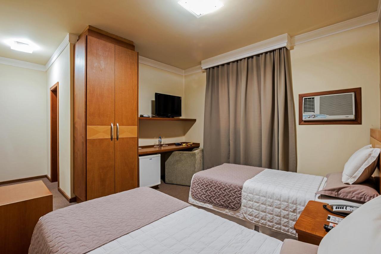Hotel Astron Ponta Grossa Plaza By Nobile Exterior foto